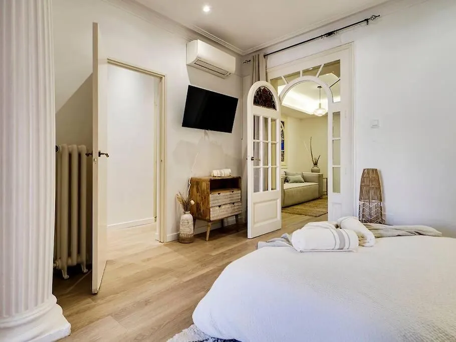 Casa Modernista En Paseo De Gracia Apartment Barcelona 0*,  Spain